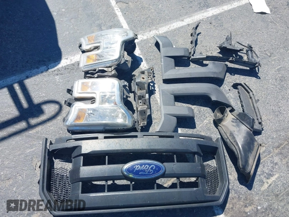 2016 Ford F-150 XLT with VIN 1FTFX1EF4GFB29777, listed as a IAAI auction lot 42623638 with 127,613 mi miles and . Bid and sale history available at DreamBid. Image 18.