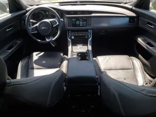 2016 Jaguar XF S with VIN SAJBG4BV1GCY05648, listed as a Copart auction lot 54783025 with 58,837 mi miles and Salvage Title. Bid and sale history available at DreamBid. Image 8.