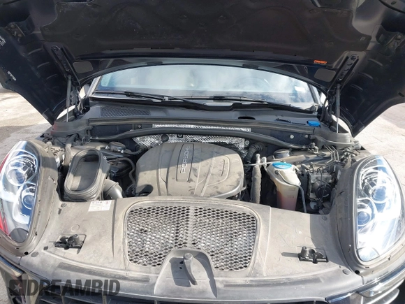 2018 Porsche Macan with VIN WP1AA2A53JLB21062, listed as a IAAI auction lot 41066589 with 53,013 mi miles and . Bid and sale history available at DreamBid. Image 10.