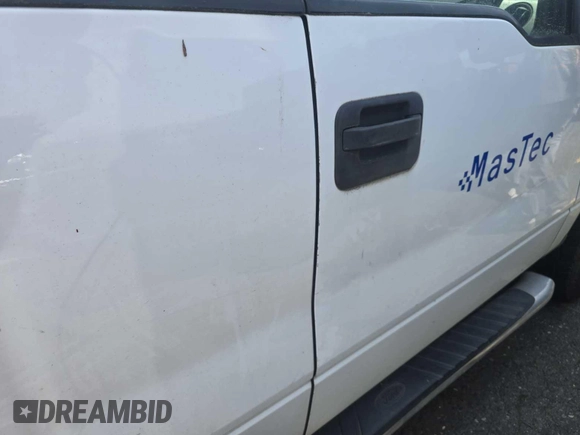 2013 Ford F-150 XL z VIN 1FTFX1EF5DFB22784, wystawiony jako IAAI lot #42651808 z przebiegiem 204 172 mil mil oraz . Historia ofert i sprzedaży dostępna na DreamBid. Obrazek 28.