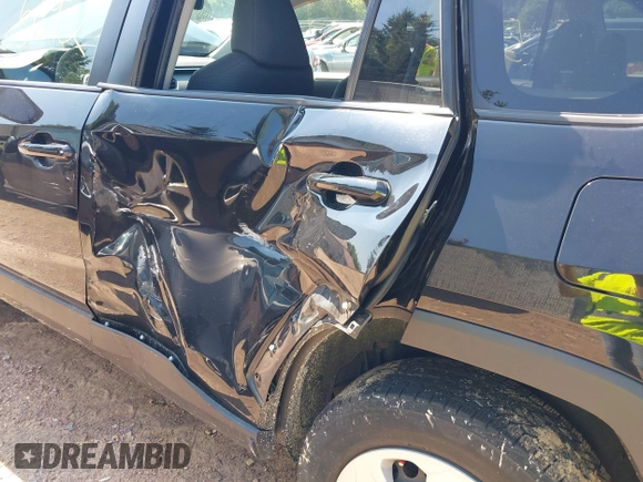 2019 Toyota RAV4 LE with VIN JTMH1RFV9KD515999, listed as a IAAI auction lot 42635692 with 87,345 mi miles and . Bid and sale history available at DreamBid. Image 6.