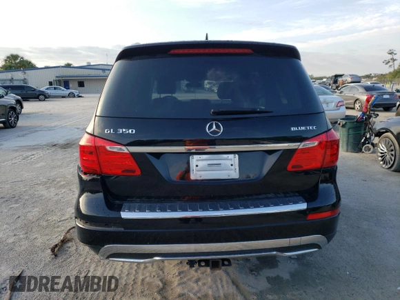 2015 Mercedes-Benz GL-Class GL 350 BlueTEC with VIN 4JGDF2EE5FA555654, listed as a Copart auction lot 42988093 with 140,110 mi miles. Bid and sale history available at carsss.com. Image 6.