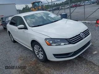 2014 Volkswagen Passat Wolfsburg Edition с VIN 1VWAH7A35EC005325, выставлен на аукционе IAAI как лот 42640879 с пробегом 233 396 миль миль и . История ставок и продаж доступна на DreamBid. Изображение 1.