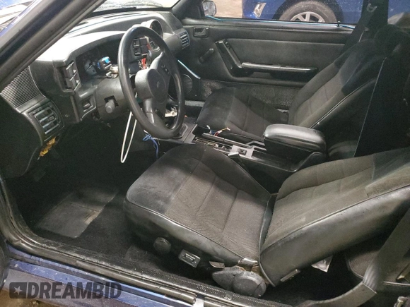 1989 Ford Mustang z VIN 1FABP41A9KF195833, wystawiony jako Copart lot #51102975 z przebiegiem 39 598 mil mil oraz Szkoda całkowita • Salvage title. Historia ofert i sprzedaży dostępna na DreamBid. Obrazek 7.