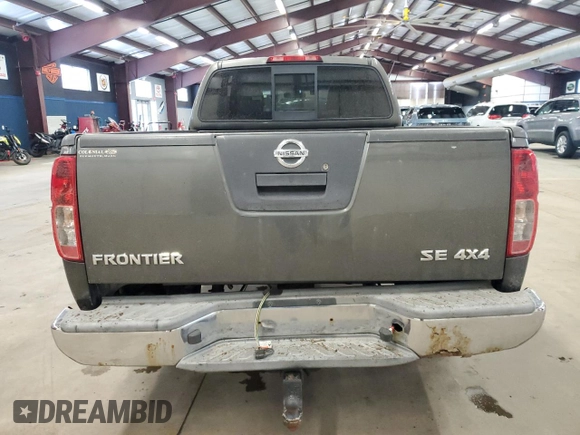 2009 Nissan Frontier SE z VIN 1N6AD06W59C401430, wystawiony jako Copart lot #86343514 z przebiegiem 146 139 mil mil oraz Czysty tytuł • Clean title. Historia ofert i sprzedaży dostępna na DreamBid. Obrazek 6.