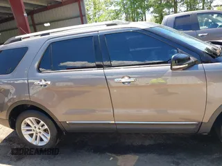 2014 Ford Explorer XLT z VIN 1FM5K8D84EGB48175, wystawiony jako IAAI lot #42188146 z przebiegiem 109 642 mil mil oraz . Historia ofert i sprzedaży dostępna na DreamBid. Obrazek 13.