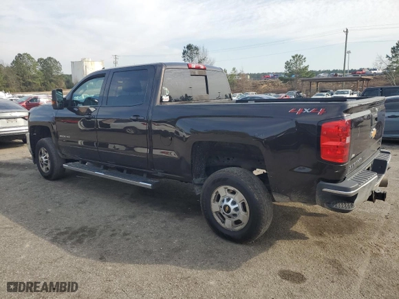 2018 Chevrolet Silverado 2500HD LT with VIN 1GC1KVEY1JF104649, listed as a Copart auction lot 49043405 with 278,477 mi miles and Clean Title. Bid and sale history available at carsss.com. Image 2.