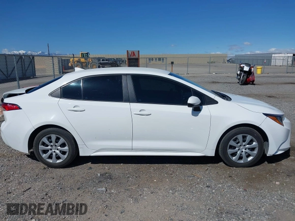 2021 Toyota Corolla LE with VIN 5YFEPMAE9MP205525, listed as a IAAI auction lot 41938581 with 138,291 mi miles and . Bid and sale history available at carsss.com. Image 13.