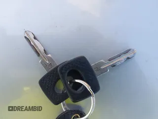 1991 Mercedes-Benz 560 с VIN WDBCA45E5MA586408, выставлен на аукционе IAAI как лот 42454893 с пробегом 188 572 миль миль и . История ставок и продаж доступна на DreamBid. Изображение 11.