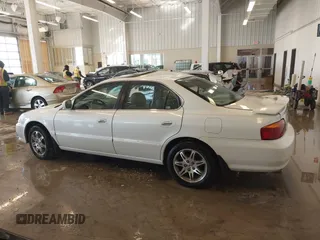 2000 Acura TL with VIN 19UUA566XYA043713, listed as a IAAI auction lot 41582073 with 185,442 mi miles. Bid and sale history available at carsss.com. Image 14.