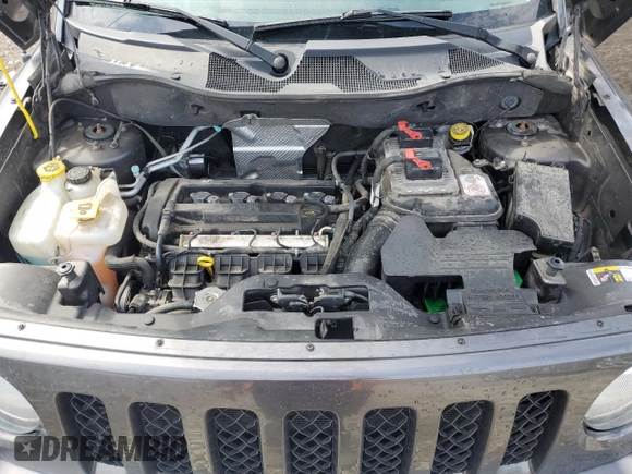 2015 Jeep Patriot Sport with VIN 1C4NJPBA8FD329158, listed as a Copart auction lot 54107565 with 94,625 mi miles and Clean Title. Bid and sale history available at carsss.com. Image 12.