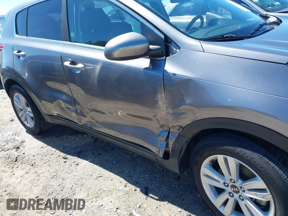 2017 Kia Sportage LX with VIN KNDPM3AC4H7156977, listed as a IAAI auction lot 41851476 with 101,778 mi miles. Bid and sale history available at carsss.com. Image 6.