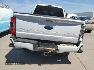 2023 Ford F-250 XL z VIN 1FT8W2BT5PEE05143, wystawiony jako Copart lot #56432335 z przebiegiem 20 742 mil mil oraz Szkoda całkowita • Salvage title. Historia ofert i sprzedaży dostępna na DreamBid. Obrazek 6.
