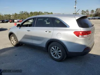 2018 Kia Sorento L with VIN 5XYPG4A33JG423726, listed as a Copart auction lot 46938285 with 116,672 mi miles and Salvage Title. Bid and sale history available at carsss.com. Image 2.