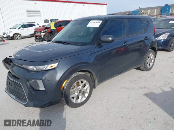 2020 Kia Soul LX with VIN KNDJ23AU2L7118161, listed as a IAAI auction lot 41402849 with 103,215 mi miles. Bid and sale history available at carsss.com. Image 17.