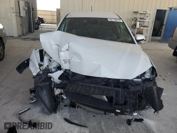 2019 Hyundai Kona SE with VIN KM8K12AA2KU283727, listed as a Copart auction lot 43118413 with 37,467 mi miles and . Bid and sale history available at DreamBid. Image 5.