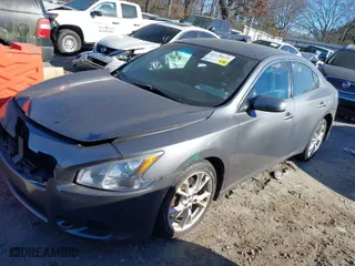 2014 Nissan Maxima 3.5 S with VIN 1N4AA5AP5EC484771, listed as a IAAI auction lot 41138121 with 117,218 mi miles. Bid and sale history available at carsss.com. Image 2.