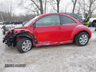 2009 Volkswagen New Beetle Coupe S with VIN 3VWRW31C59M502185, listed as a IAAI auction lot 41412554 with 86,147 mi miles. Bid and sale history available at carsss.com. Image 15.