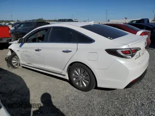 2017 Hyundai Sonata Hybrid SE with VIN KMHE24L13HA045818, listed as a Copart auction lot 41000244 with 95,186 mi miles. Bid and sale history available at carsss.com. Image 2.