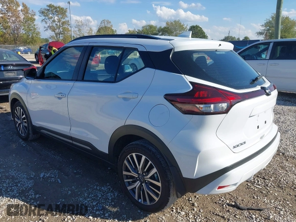 2024 Nissan Kicks SR with VIN 3N1CP5DV7RL484702, listed as a IAAI auction lot 40396850 with 19,972 mi miles. Bid and sale history available at carsss.com. Image 3.