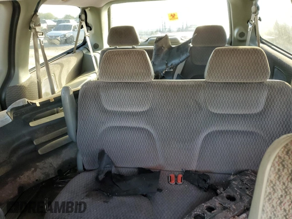 1999 Plymouth Voyager Grand SE z VIN 1P4GP44G1XB579504, wystawiony jako Copart lot #50064475 z przebiegiem Nie podano mil oraz Nie do naprawy. Historia ofert i sprzedaży dostępna na DreamBid. Obrazek 10.