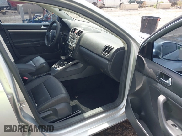 2007 Volkswagen Jetta Wolfsburg Edition с VIN 3VWEF81K57M189364, выставлен на аукционе IAAI как лот 42368801 с пробегом 193 951 миль миль и . История ставок и продаж доступна на DreamBid. Изображение 5.