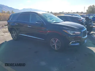 2020 Infiniti QX60 LUXE with VIN 5N1DL0MM5LC522210, listed as a IAAI auction lot 40913550 with 90,289 mi miles. Bid and sale history available at carsss.com. Image 1.