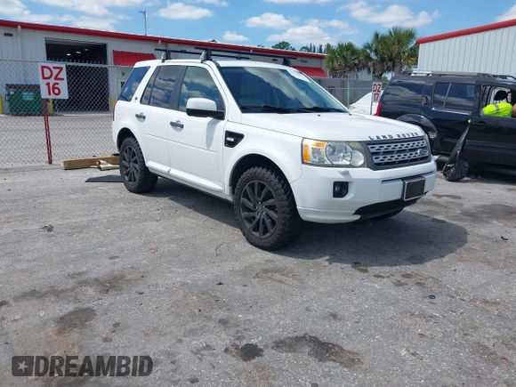 2011 Land Rover LR2 HSE with VIN SALFT2BN4BH263966, listed as a IAAI auction lot 42038664 with 130,305 mi miles and . Bid and sale history available at DreamBid. Image 1.