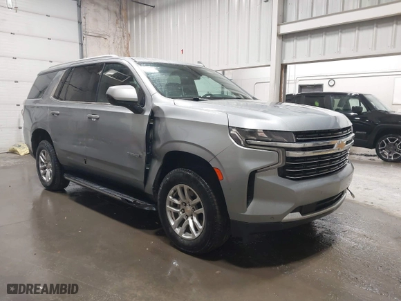 2024 Chevrolet Tahoe LT with VIN 1GNSKNKDXRR133204, listed as a IAAI auction lot 41756028 with 33,140 mi miles. Bid and sale history available at carsss.com. Image 1.
