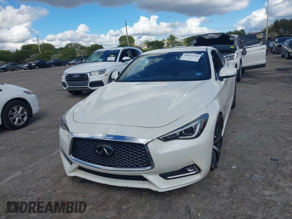 2020 Infiniti Q60 Luxe with VIN JN1EV7EK2LM340406, listed as a IAAI auction lot 41641294 with 35,239 mi miles and . Bid and sale history available at carsss.com. Image 6.
