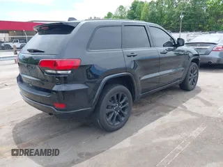 2019 Jeep Grand Cherokee Altitude with VIN 1C4RJFAG5KC830722, listed as a IAAI auction lot 42302581 with Not provided miles and . Bid and sale history available at DreamBid. Image 4.