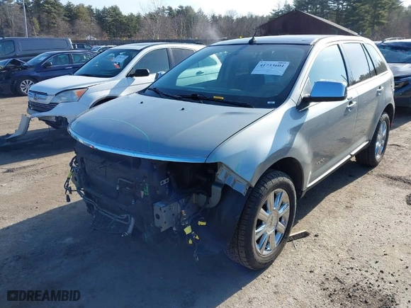 2007 Lincoln MKX with VIN 2LMDU88C67BJ09106, listed as a IAAI auction lot 41733604 with NaN miles. Bid and sale history available at carsss.com. Image 2.