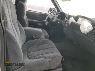 1998 GMC Sonoma with VIN 1GTCS1440WK524482, listed as a Copart auction lot 49438405 with 94,978 mi miles and Salvage Title. Bid and sale history available at carsss.com. Image 10.