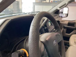 2017 Ford F-250 XLT с VIN 1FT7X2B63HEC89574, выставлен на аукционе IAAI как лот 42843471 с пробегом 184 451 миль миль и . История ставок и продаж доступна на DreamBid. Изображение 3.