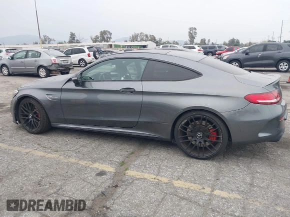 2017 Mercedes-Benz C 63 S AMG with VIN WDDWJ8HB9HF562666, listed as a IAAI auction lot 41895716 with 61,904 mi miles and . Bid and sale history available at carsss.com. Image 15.