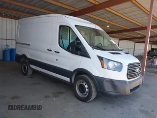 2018 Ford Transit с VIN 1FTYR1CM6JKA17257, выставлен на аукционе IAAI как лот 42487936 с пробегом 141 684 миль миль и . История ставок и продаж доступна на DreamBid. Изображение 1.