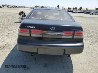 1995 Lexus GS 300 z VIN JT8JS47E8S0110254, wystawiony jako Copart lot #55109325 z przebiegiem 127 333 mil mil oraz Tytuł czysty. Historia ofert i sprzedaży dostępna na DreamBid. Obrazek 6.