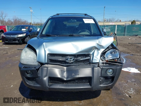 2007 Hyundai Tucson SE with VIN KM8JN72D07U492574, listed as a IAAI auction lot 41810743 with 234,267 mi miles and . Bid and sale history available at DreamBid. Image 12.
