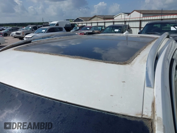 2012 Cadillac SRX Premium Collection with VIN 3GYFNCE38CS517912, listed as a IAAI auction lot 42435672 with 193,103 mi miles and . Bid and sale history available at DreamBid. Image 6.