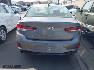 2019 Hyundai Sonata Sport with VIN 5NPE34AF5KH815856, listed as a IAAI auction lot 41687468 with 59,030 mi miles. Bid and sale history available at carsss.com. Image 16.