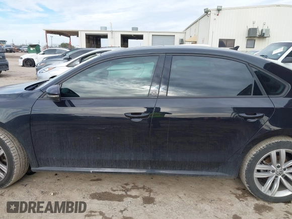 2019 Volkswagen Passat 2.0T Wolfsburg Edition with VIN 1VWLA7A31KC008439, listed as a IAAI auction lot 41472658 with 105,164 mi miles. Bid and sale history available at carsss.com. Image 14.