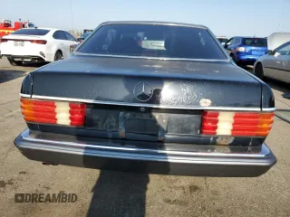 1989 Mercedes-Benz 560 with VIN WDBCA45E4KA498009, listed as a Copart auction lot 53897215 with 366,931 mi miles and Clean Title. Bid and sale history available at DreamBid. Image 6.