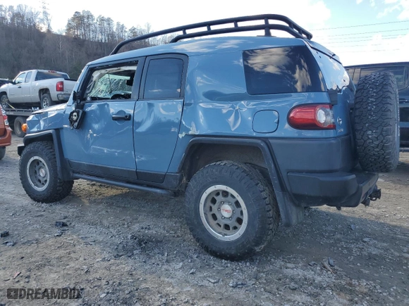 2014 Toyota FJ Cruiser with VIN JTEBU4BF7EK196077, listed as a Copart auction lot 44793235 with 0 mi miles and Salvage Title. Bid and sale history available at carsss.com. Image 2.
