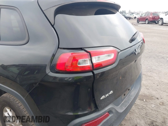 2016 Jeep Cherokee Altitude with VIN 1C4PJMAS8GW220688, listed as a IAAI auction lot 41797430 with 218,631 mi miles and . Bid and sale history available at DreamBid. Image 19.