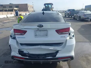 2016 Kia Optima SXL Turbo with VIN 5XXGV4L20GG074869, listed as a IAAI auction lot 41212808 with 82,884 mi miles. Bid and sale history available at carsss.com. Image 17.