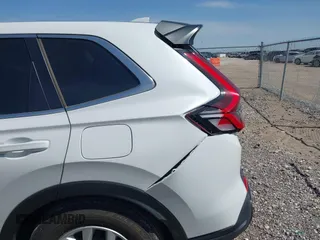 2024 Honda CR-V LX with VIN 5J6RS3H23RL006132, listed as a IAAI auction lot 41715464 with 8,607 mi miles and . Bid and sale history available at DreamBid. Image 18.