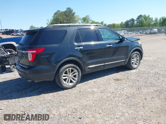 2012 Ford Explorer XLT z VIN 1FMHK7D85CGB01032, wystawiony jako IAAI lot #41992985 z przebiegiem 147 355 mil mil oraz . Historia ofert i sprzedaży dostępna na DreamBid. Obrazek 4.