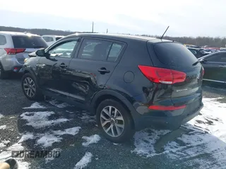 2016 Kia Sportage LX with VIN KNDPBCAC6G7853992, listed as a IAAI auction lot 41292698 with 106,803 mi miles and . Bid and sale history available at carsss.com. Image 3.