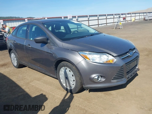2012 Ford Focus SE with VIN 1FAHP3F26CL314852, listed as a IAAI auction lot 42162488 with 101,782 mi miles. Bid and sale history available at carsss.com. Image 1.