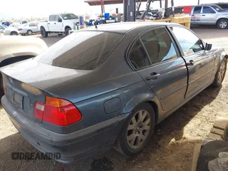 2000 BMW 3 Series 323i z VIN WBAAM3349YCA89943, wystawiony jako IAAI lot #41601117 z przebiegiem 177 726 mil mil oraz . Historia ofert i sprzedaży dostępna na DreamBid. Obrazek 4.